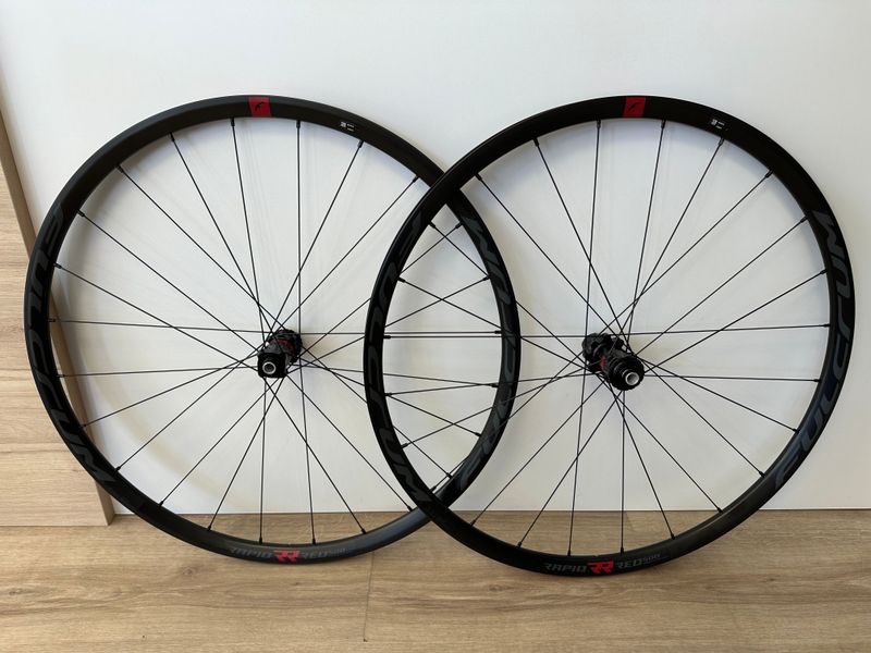 Używany Fulcrum RAPID RED 5 DB 2026 bike — zdjęcie 1 z 3