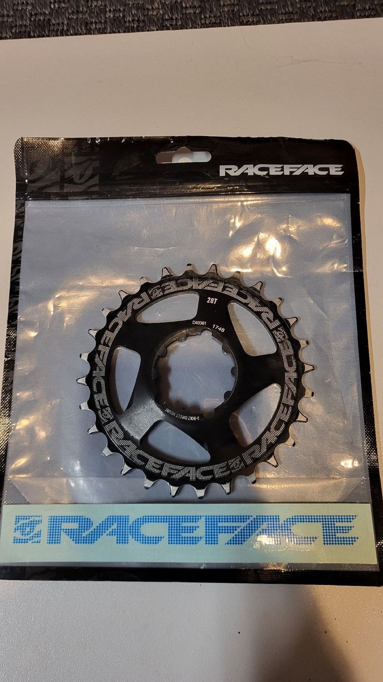 Used Race Face plateaux bike — image 3 of 3