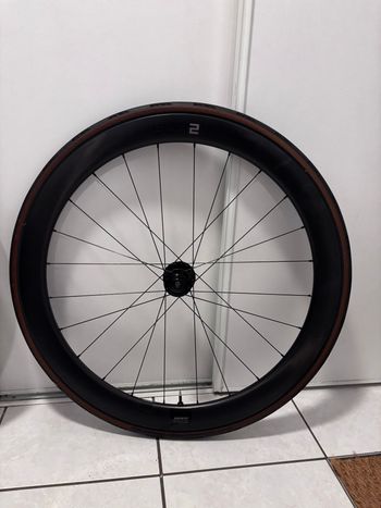 Used Giant SLR 2 50 Carbon Wheelset 2025 bike — image 2 of 4