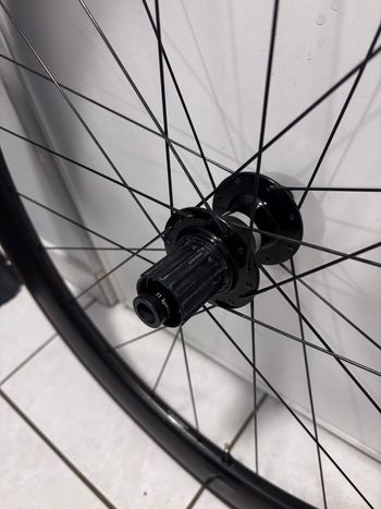Used Giant SLR 2 50 Carbon Wheelset 2025 bike — image 4 of 4