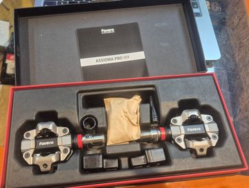 Favero Assioma Pro MX-2 SPD Power Meter Pedals Drivetrain & Pedals usato