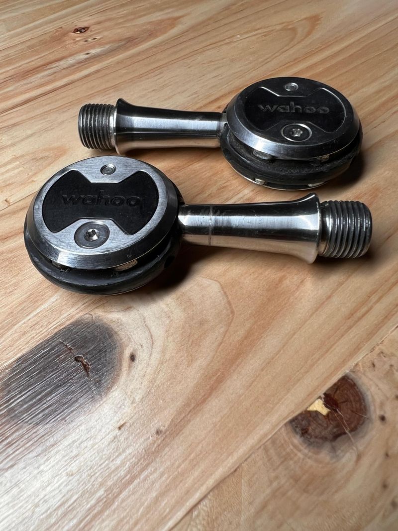 Używany Wahoo Clipless Pedals Stainless Steel bike — zdjęcie 2 z 2