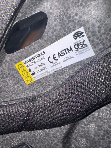 Używany cratoni Interceptor 2.0 Fullface Helmet 2021 bike — zdjęcie 8 z 9