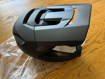 Używany cratoni Interceptor 2.0 Fullface Helmet 2021 bike — zdjęcie 3 z 9