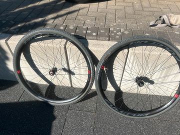Brugt Fulcrum Rapid Red 500 2023 bike — billede 1 af 12
