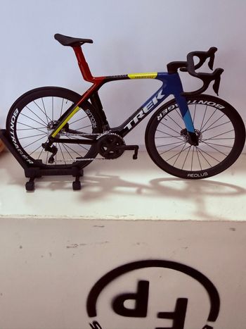 Tree Bicycle Co., Lidl-Trek madone slr