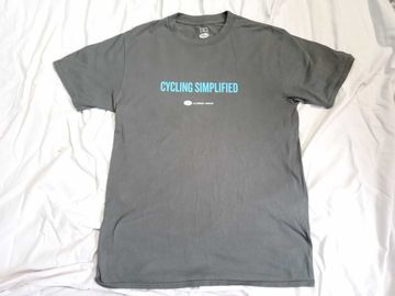 Käytetty Gates Carbon Drive Carbon drive Cycling simplified T-shirt Camiseta Talla L Gris Outdoor Clothing