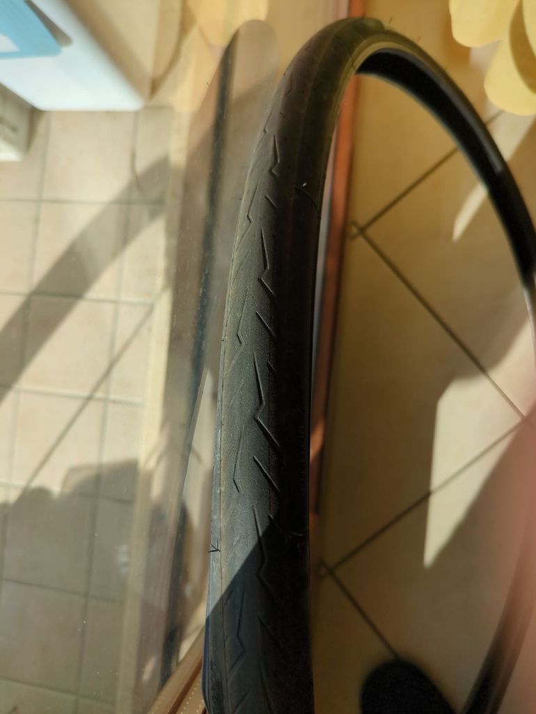 Used Pirelli Cinturato Velo 2024 bike — image 5 of 7
