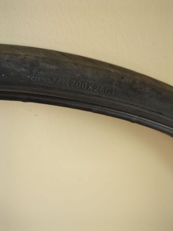 Used Pirelli Cinturato Velo 2024 bike — image 3 of 7