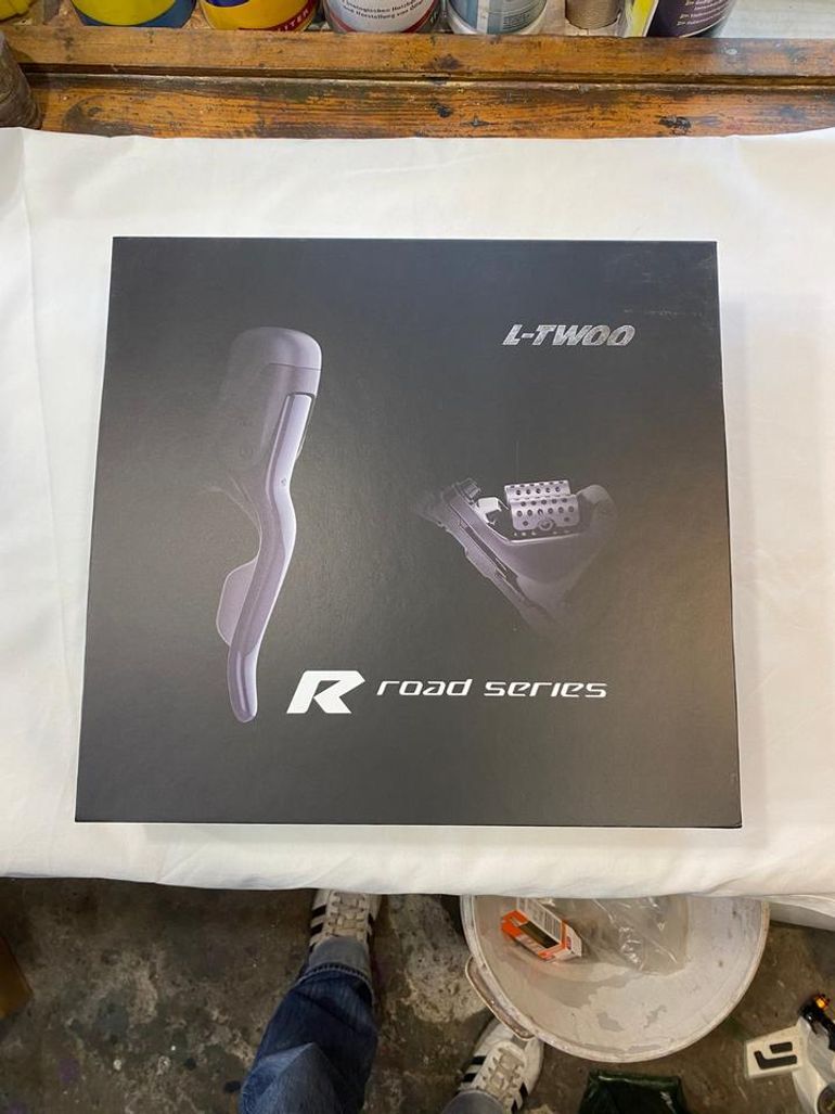 Used L-TWOO R9 2x11 Carbon 2024 bike — image 8 of 9