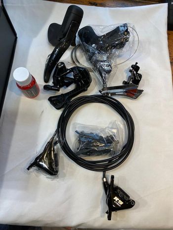 Used L-TWOO R9 2x11 Carbon 2024 bike — image 2 of 9