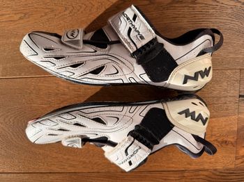Used Northwave TRIBUTE Road Cycling Shoes Size 42 bike — image 5 of 10