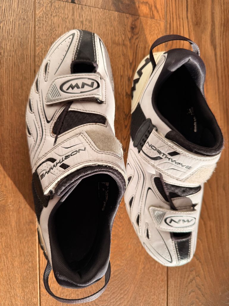 Used Northwave TRIBUTE Road Cycling Shoes Size 42 bike — image 10 of 10