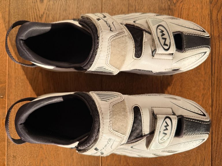 Used Northwave TRIBUTE Road Cycling Shoes Size 42 bike — image 8 of 10