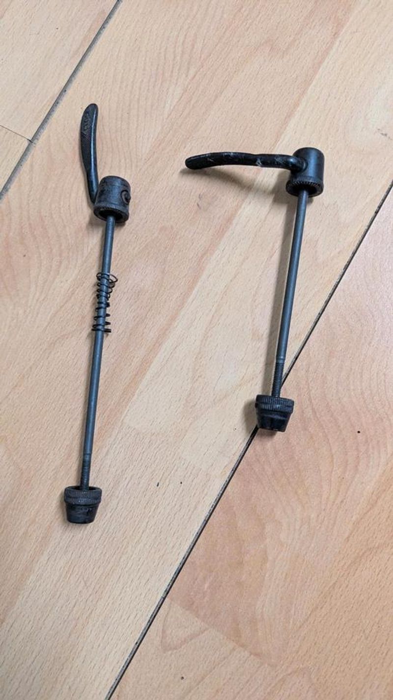 2Danger Schnellspanner für Rennrad bike usato — immagine 1 di 2