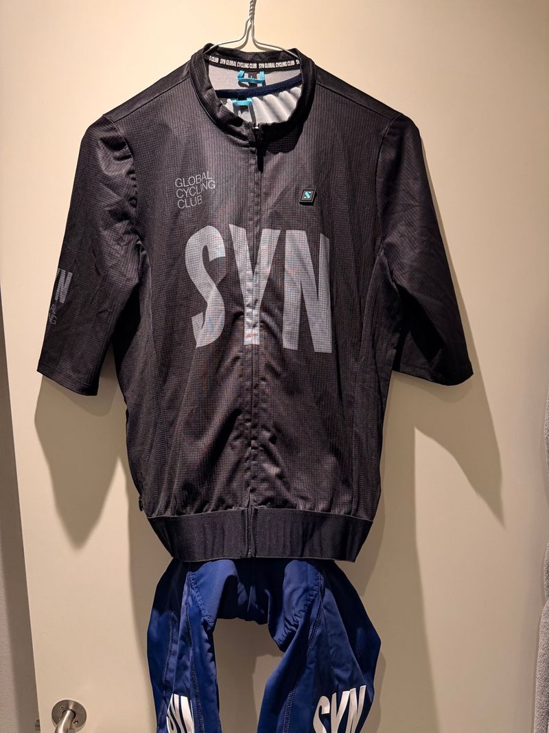 Used SYN Biehler Jersey + Bibs 2025 bike — image 1 of 6