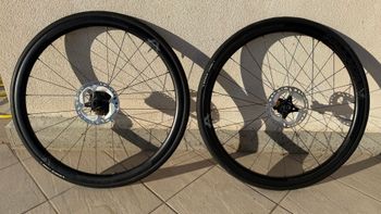 Used velom Ruote in Carbonio 2025 bike — image 3 of 5