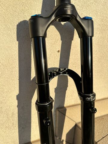 Used Fox 36 Fork bike — image 3 of 7
