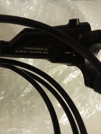 Used Shimano BL-MT501/BR-MT520 4 pistoncini bike — image 7 of 10