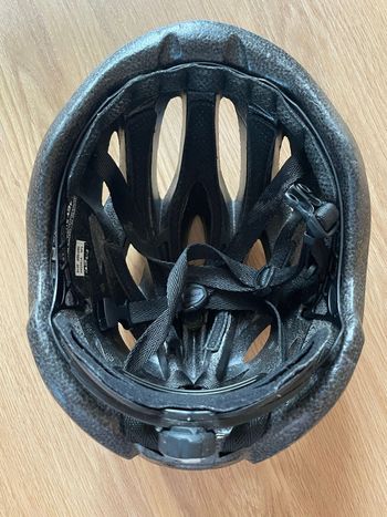 Used MET Idolo Helmet bike — image 5 of 5