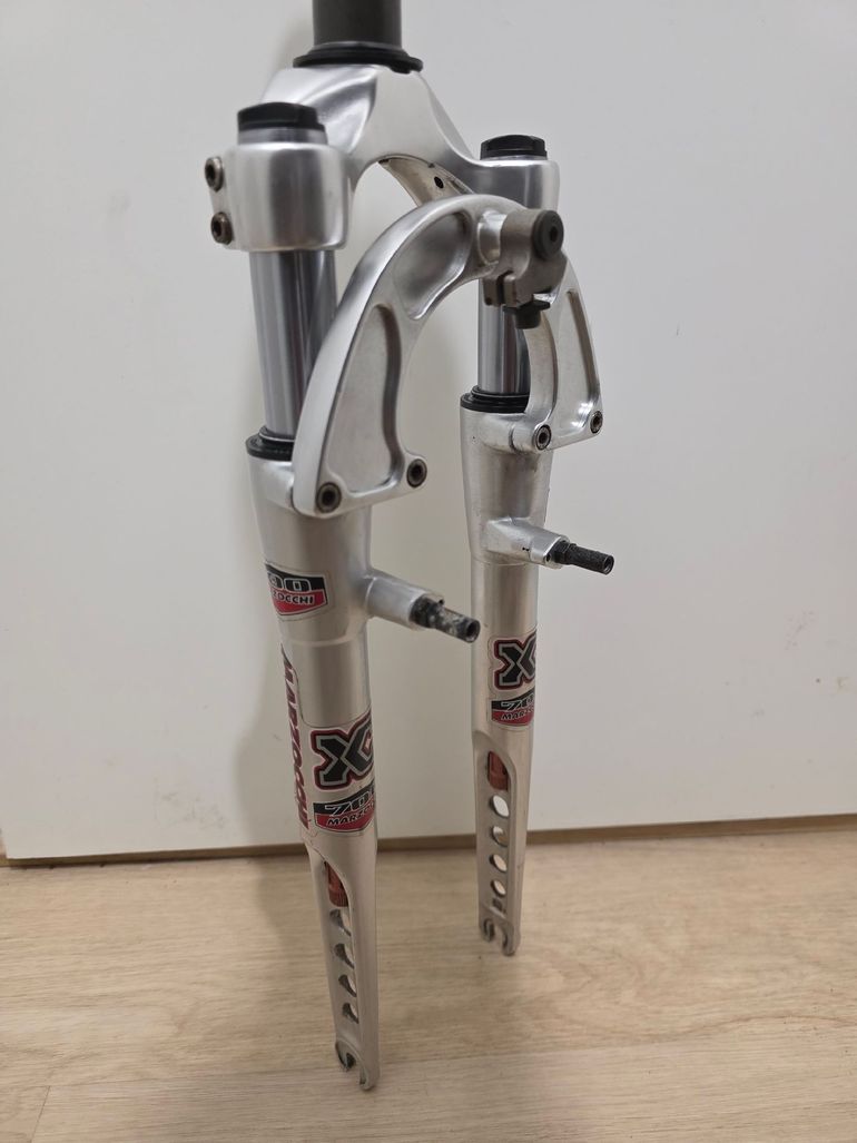 Used Marzocchi XC 700 26" 1995 bike — image 2 of 7
