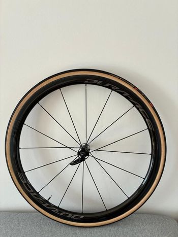 Used Shimano Dura-ace C35 Carbon Laufräder Schlauchreifen bike — image 2 of 5