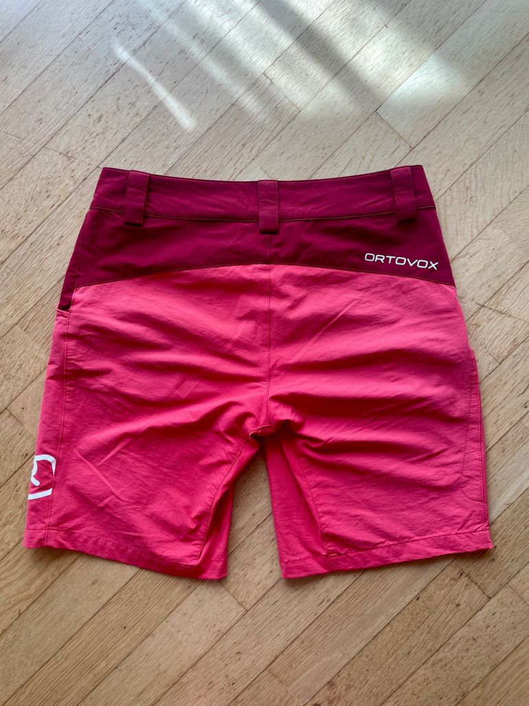 Used ortovox Pantaloncino trekking/tempo libero taglia XS bike — image 7 of 13