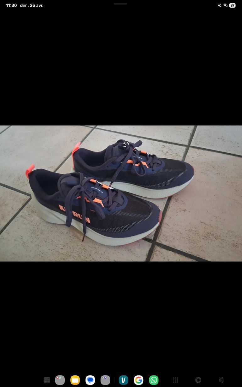 Used KIPRUN Kipcore Running Shoes bike — image 1 of 2