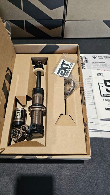Used Ext Storia V4 225x75 with spring Rear Suspension