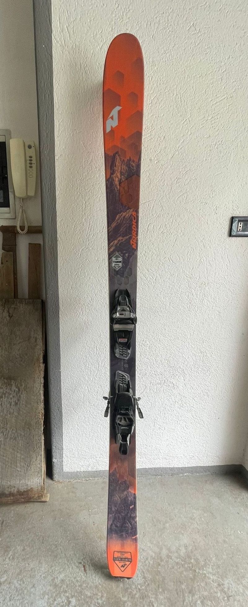 Gebrauchtes Nordica Navigator 90 2022 Skiing & Skitouring