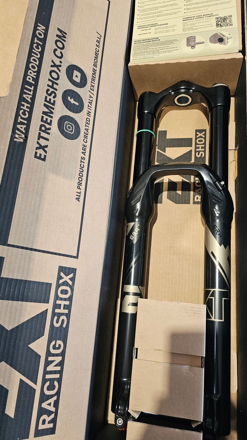 Used Ext ERA V2 LT 180/190mm Fork