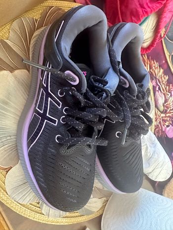 Used Asics Chaussures de running Metaride - Gris foncé bike — image 3 of 4
