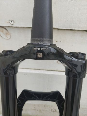 Używany Marzocchi Bomber Z2 29" 130mm Fork bike — zdjęcie 3 z 3