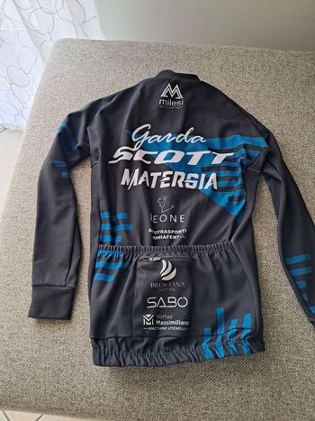 Used aquadro maglia primaverile bike — image 2 of 3