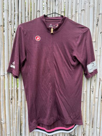 Castelli, Maglia