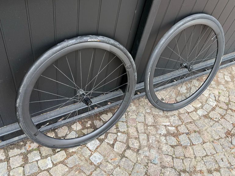Used 9th Wave Avalon 352 SL Carbon Wheels 2025 bike — image 3 of 3