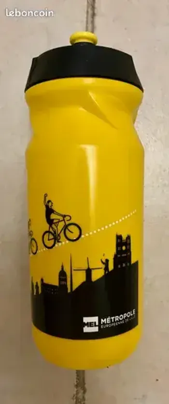 Used Tour de France Bidon 2025 bike — image 2 of 6