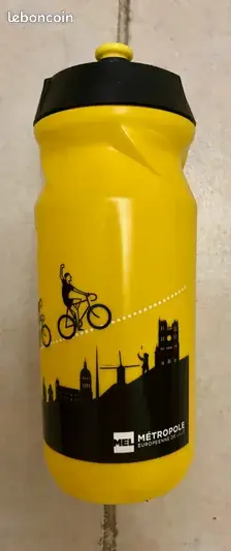 Used Tour de France Bidon 2025 bike — image 2 of 6