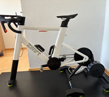 Zwift, Indoor Bike Trainer