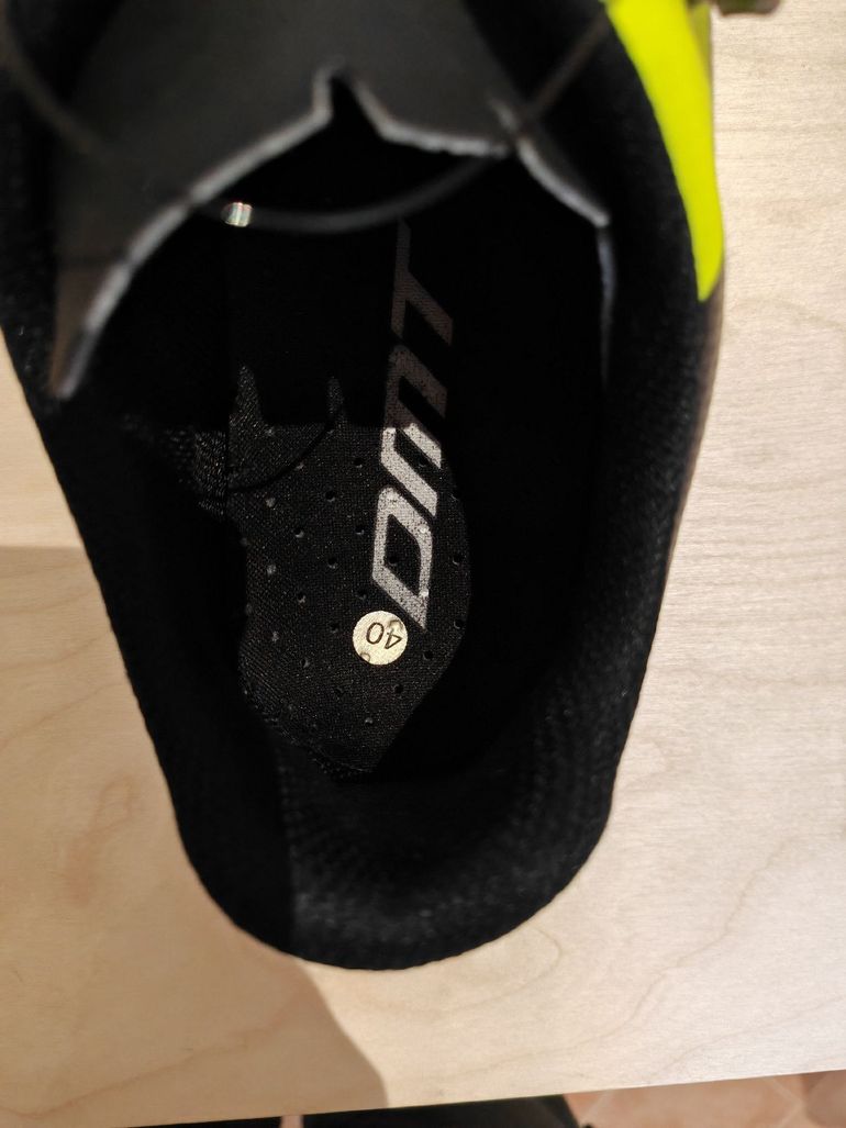 Used Dmt RS Shoes + Cleats bike — image 10 of 27