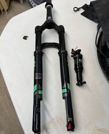 Fox, Fourche et amortisseur VTT