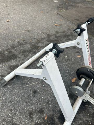 Tweedehands Elite portable trainer bike — afbeelding 5 van 8