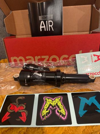 Marzocchi, Bomber Air 230x60mm