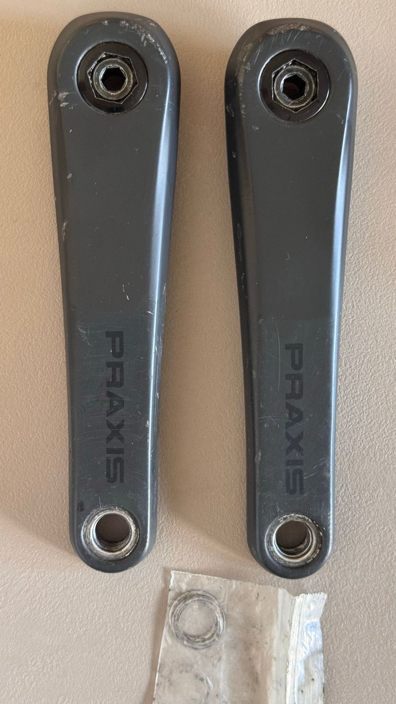 Použité Specialized Turbo Levo/Kenevo Left Crank 165mm Gen 2 2018 Drivetrain & Pedals