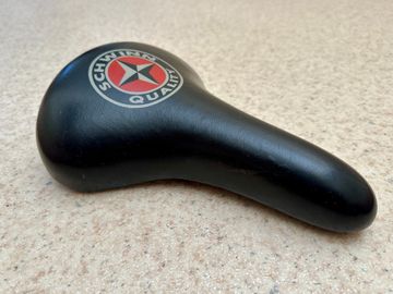 Used Schwinn Comfort Saddle Saddles & Seatposts