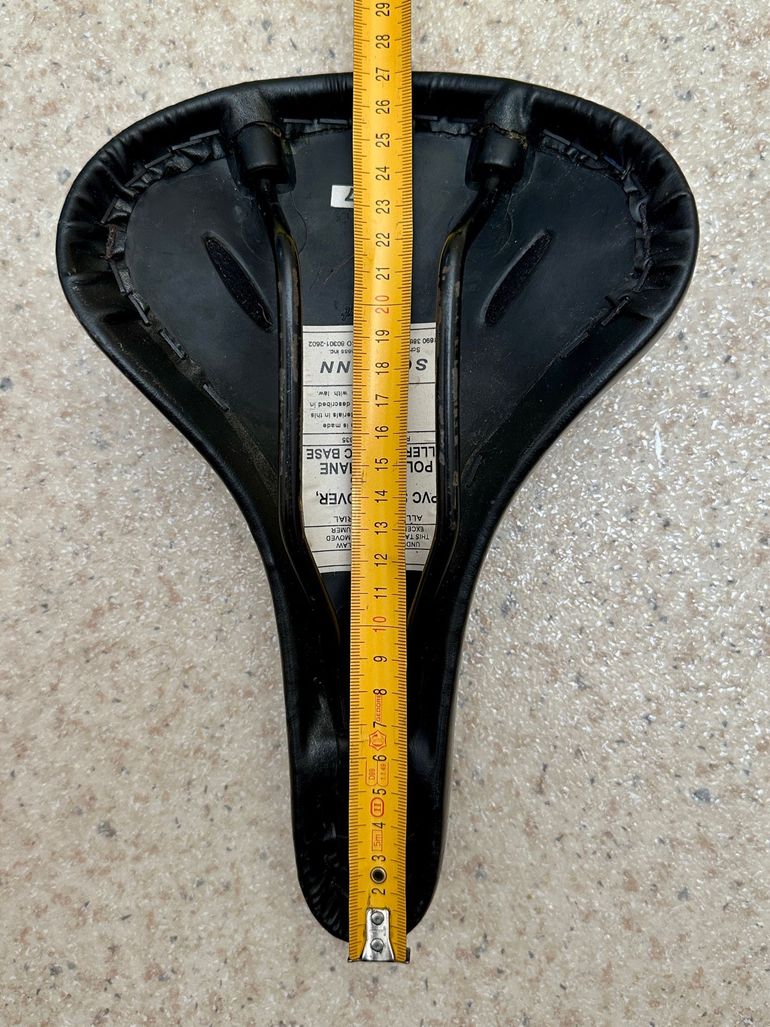 Used Schwinn Comfort Saddle bike — image 5 of 6