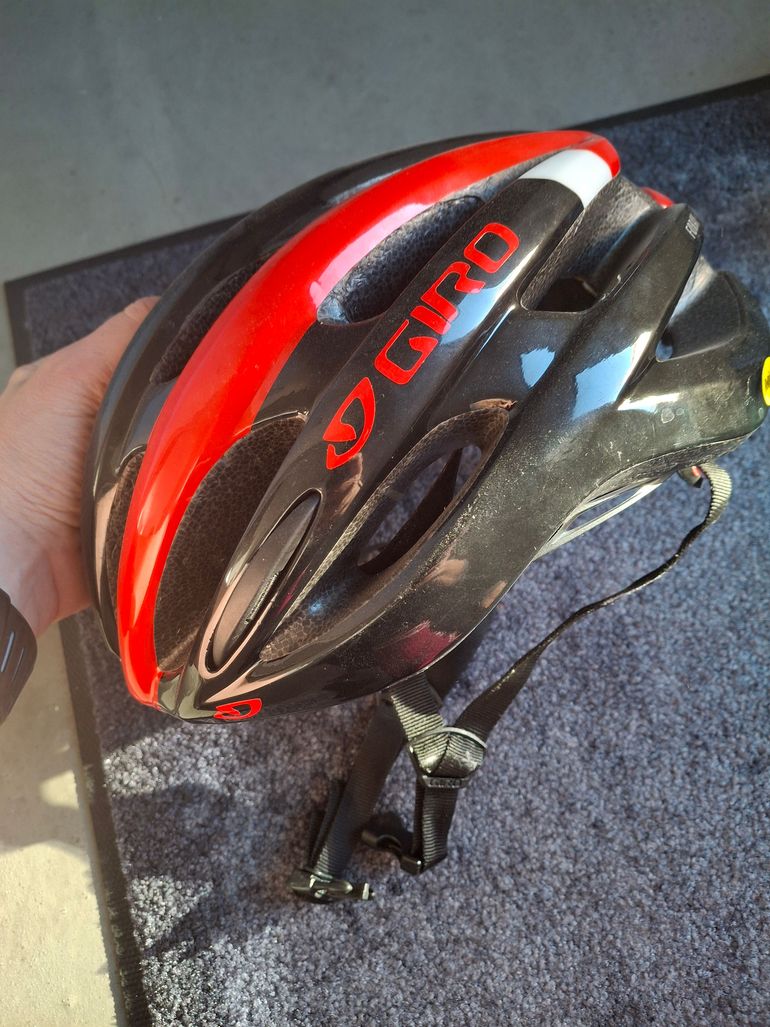 Used Giro Rennradhelm Helmet bike — image 1 of 4