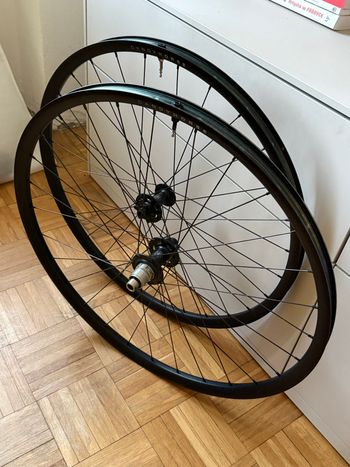 Used Dandy Horse Wheels Graviton Alloy Gravel Wheelset 2022 bike — image 2 of 7