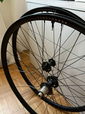 Used Dandy Horse Wheels Graviton Alloy Gravel Wheelset 2022 bike — image 3 of 7