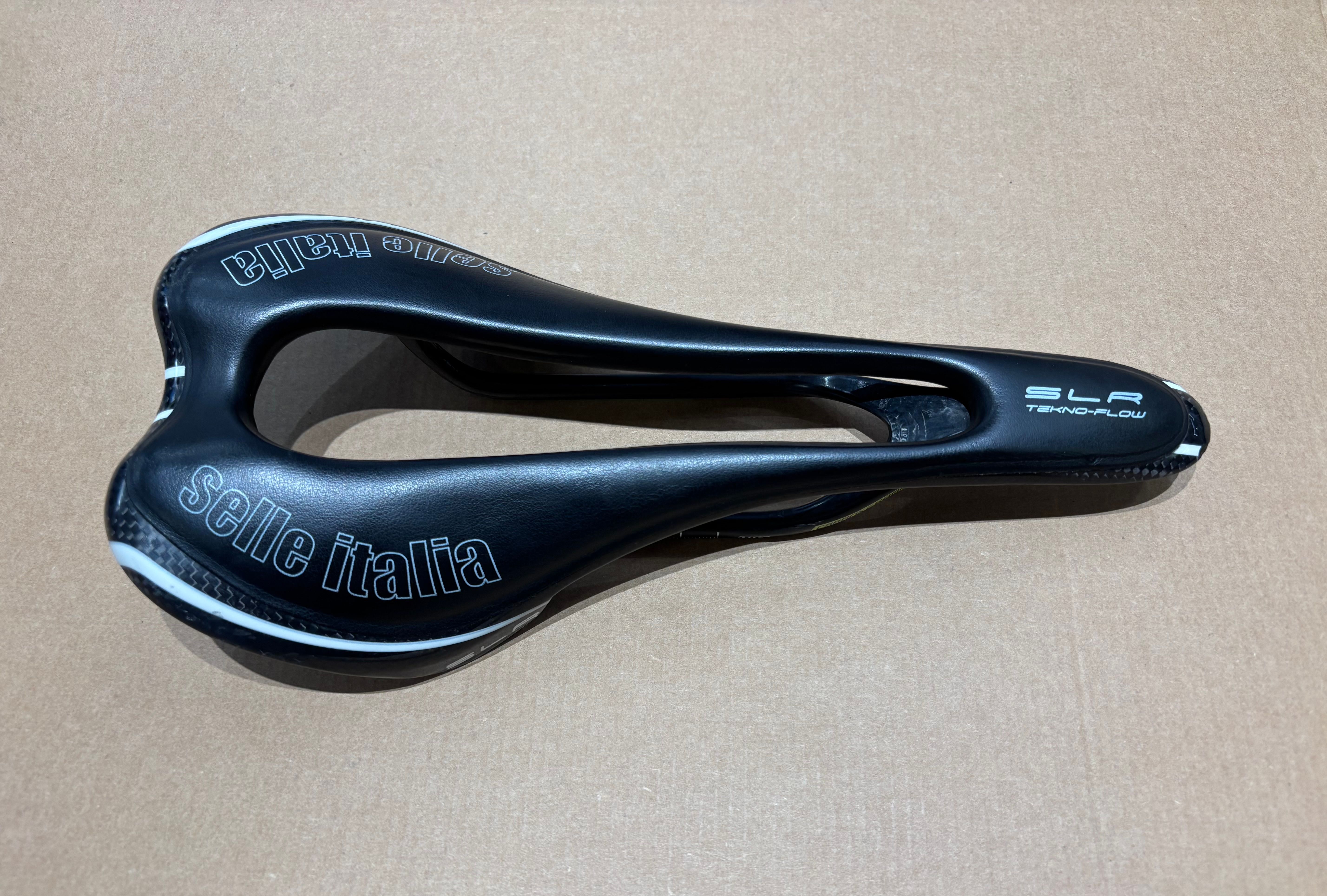 Selle Italia SLR Tekno Flow Saddle | buycycle